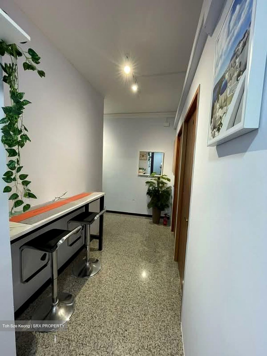 Stratford Court (D16), Condominium #557275831